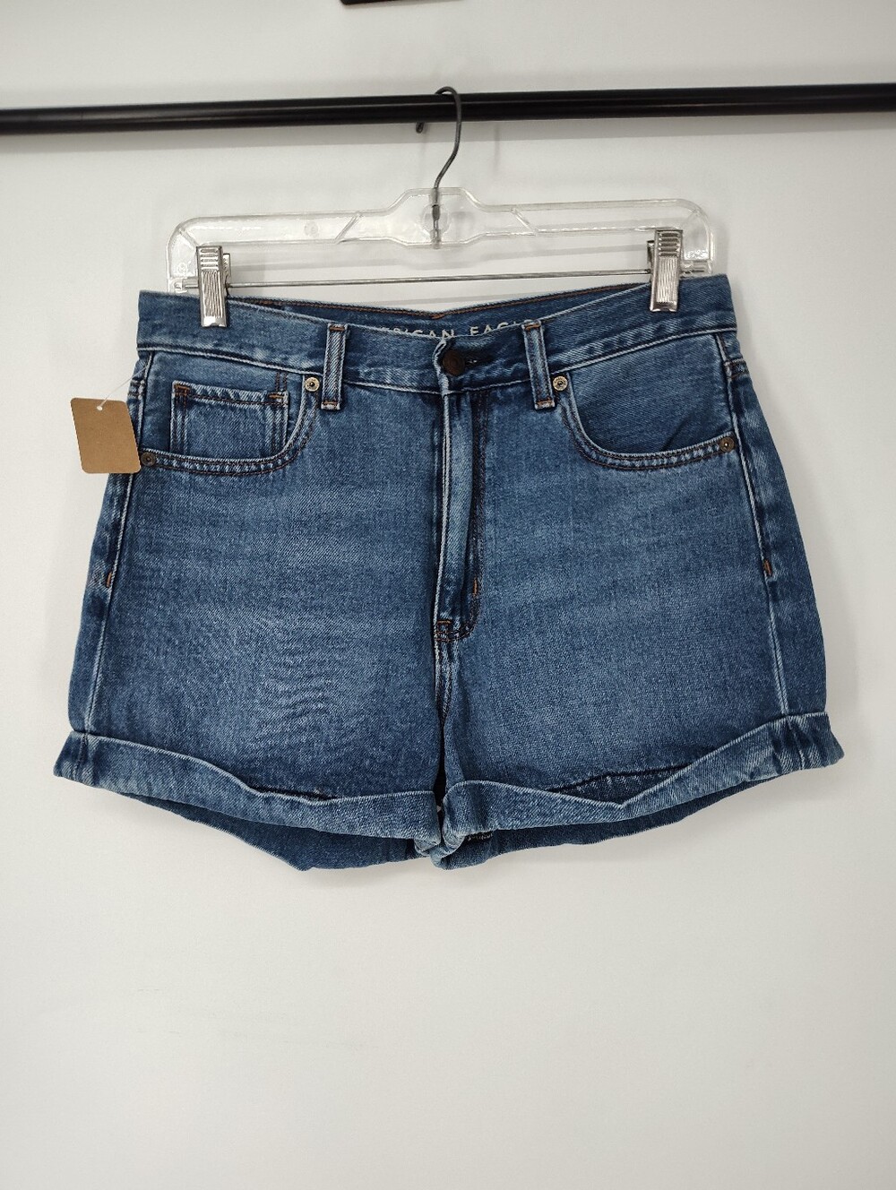 American Eagle Outfitters Women's Blue Cuffed Denim Mom Shorts Size 6